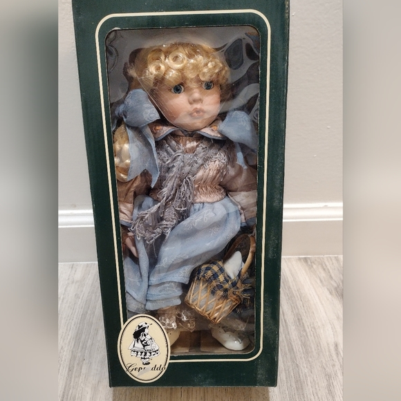 geppeddo Toys Blonde Curly Haired Collectible Porcelain Geppeddo